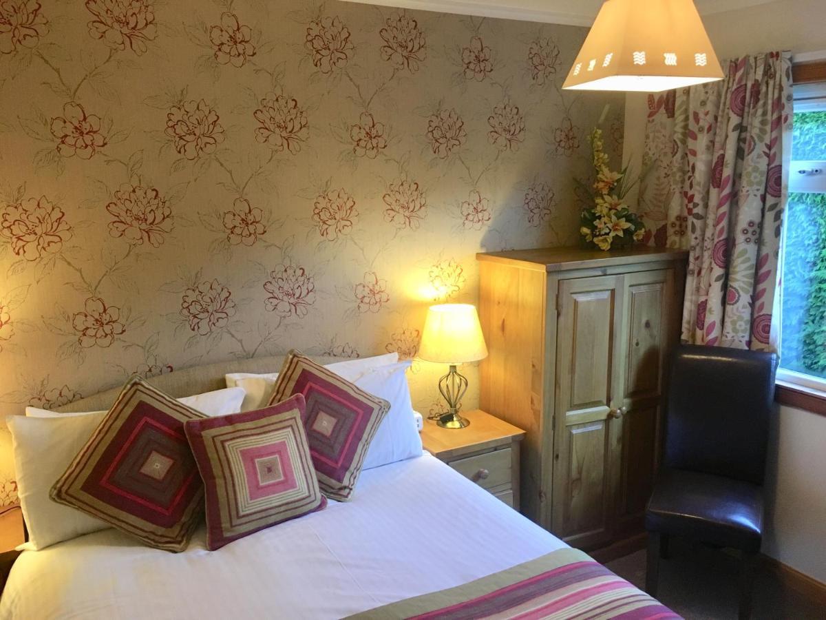 Homagen Bed & Breakfast Roybridge Extérieur photo