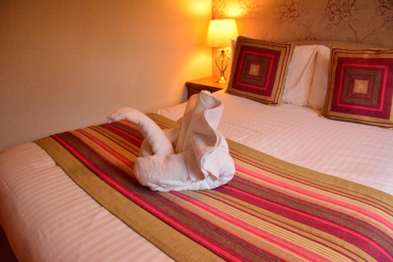 Homagen Bed & Breakfast Roybridge Extérieur photo