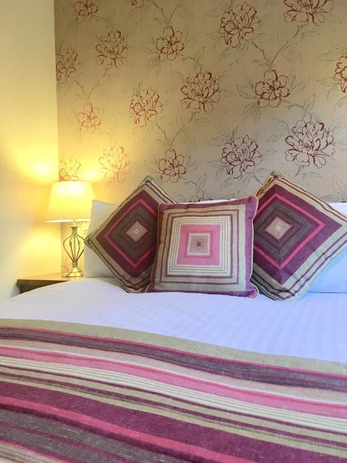 Homagen Bed & Breakfast Roybridge Extérieur photo